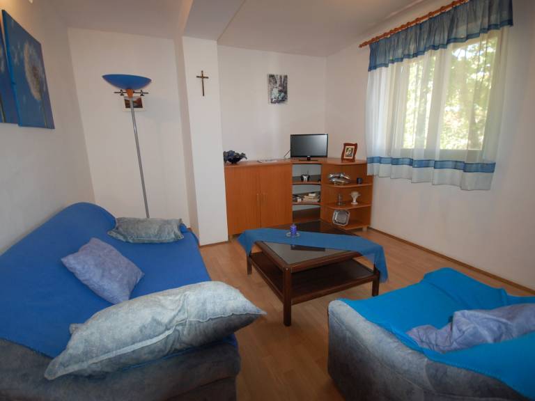 Rental apartment with terrace — photo 3