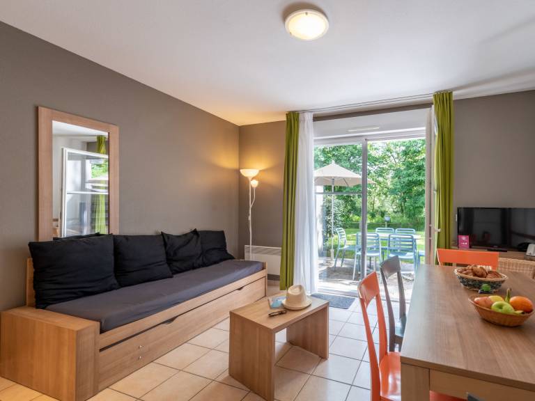 House with grill, terrace & heated pool — photo 4