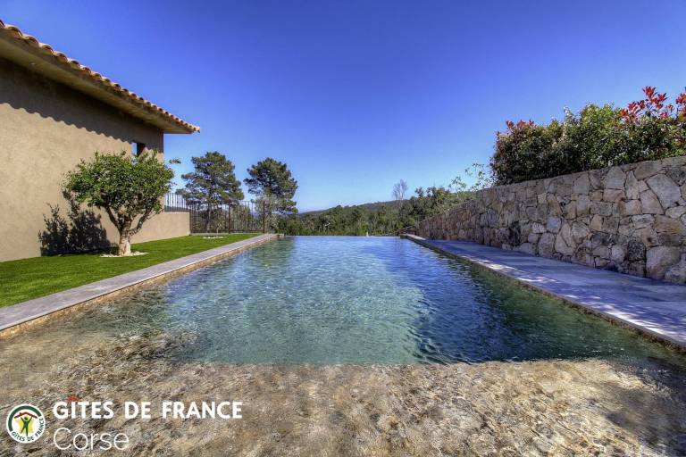 Ferienhaus in Zonza, Sainte-Lucie de Porto-Vecchio f&uuml;r max. 4 Personen, 