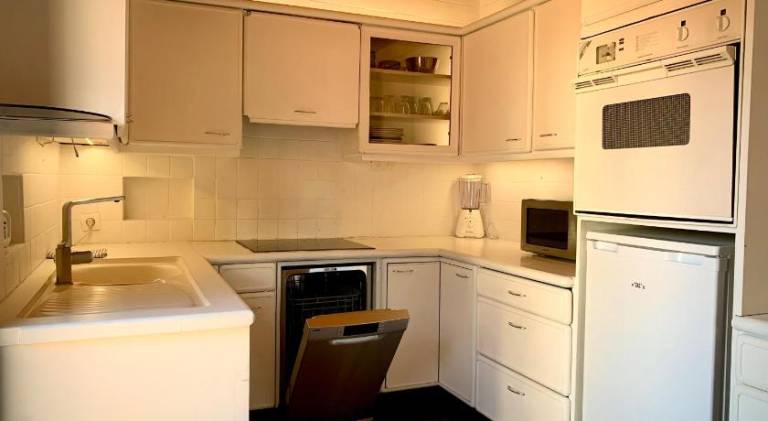 Apartment | Pet-friendly — photo 2