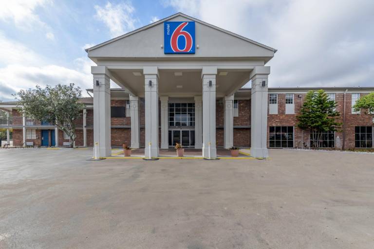 Motel 6 Ocala, FL - Conference Center in Ocala, FL