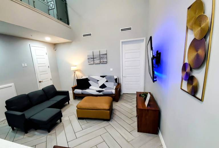 Miramar 2 - Modern & Spacious 3BD/3BA - WiFi — photo 4