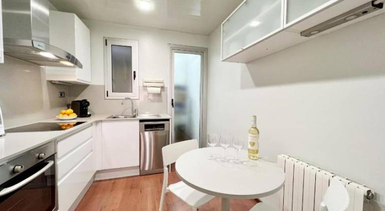 Holiday apartment | Near Sagrada Família — photo 3