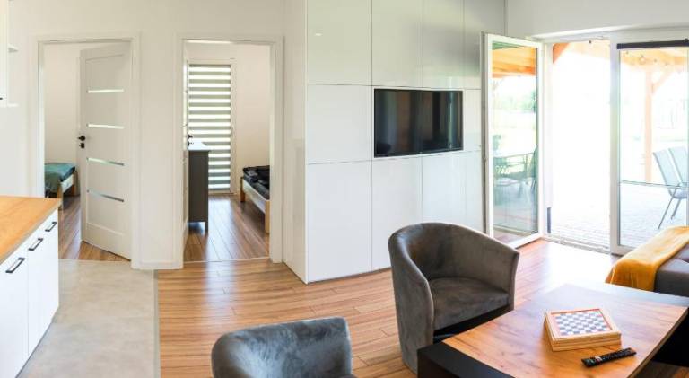 Rental apartment with barbecue, yard & terrace — photo 2