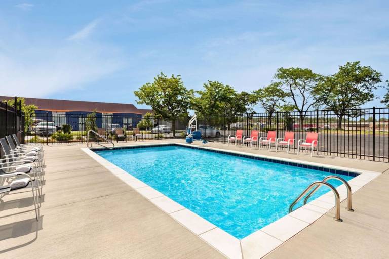 Motel  Maple Falls