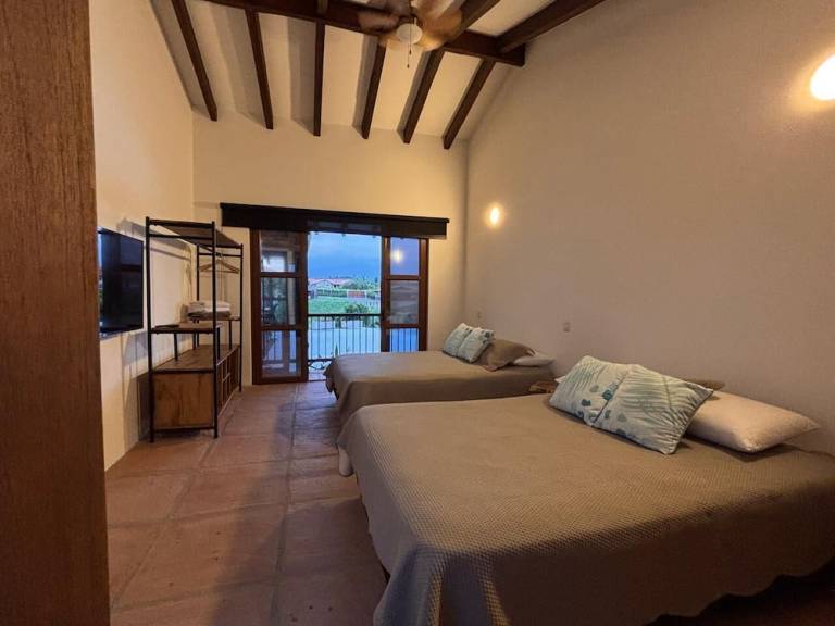 House  Montenegro