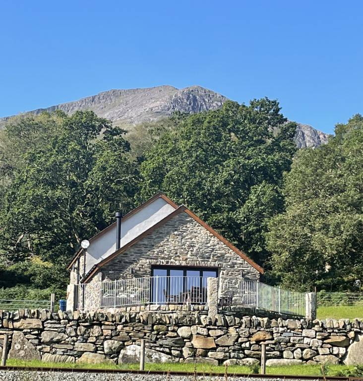 House Beddgelert