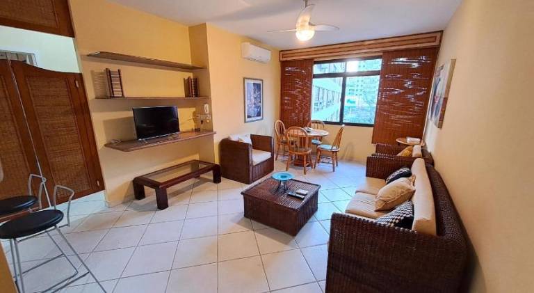Holiday apartment with 2 rooms for 6 persons in Guarujá