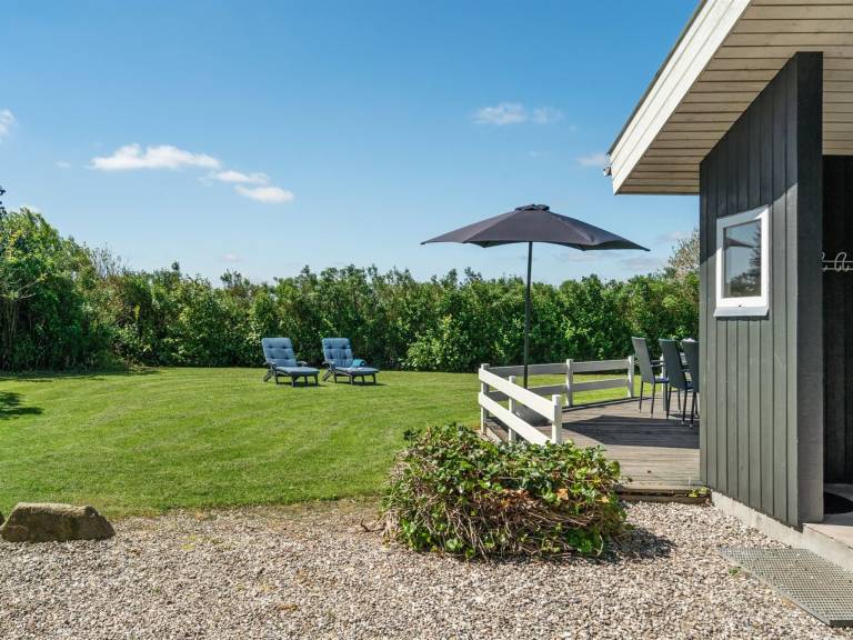 House with sauna & patio — photo 4