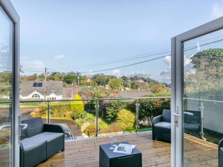 Fully equipped beautiful cottage with jacuzzi, garden & barbecue | Water view | Pets allowed in Bideford