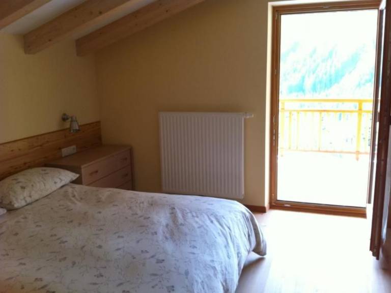 Holiday apartment with terrace — photo 3