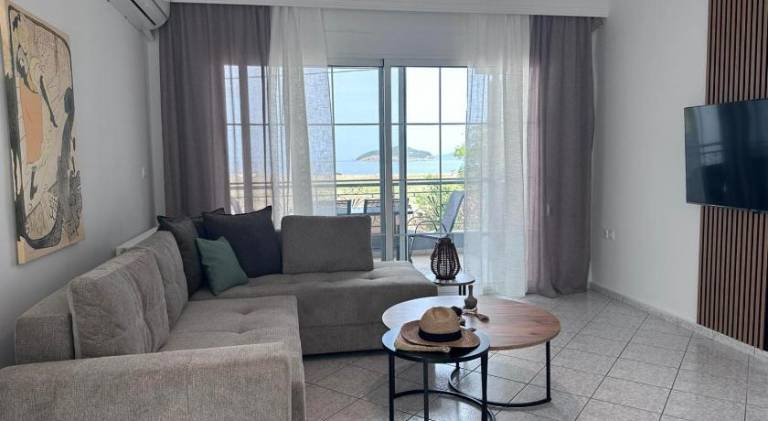 Beautiful house with terrace | Close to the beach | Good for workation | Pets are welcome — photo 2