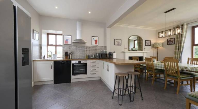 House with 4 rooms for 8 persons — photo 3