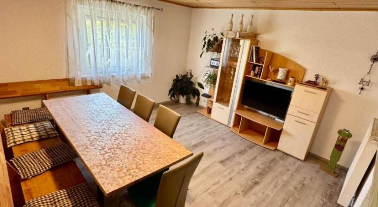 Vacation home with patio & garden — photo 4