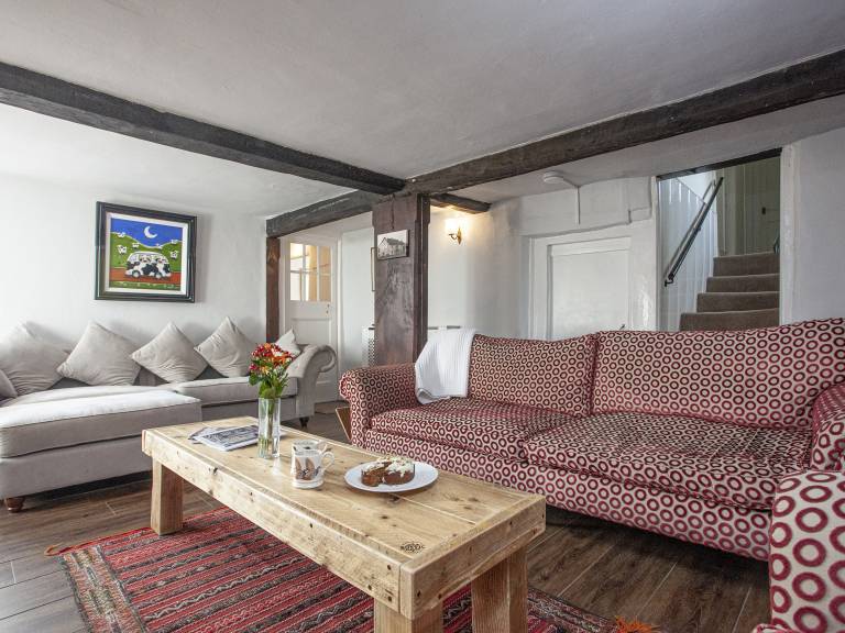 Child-friendly cottage with garden, hot tub & grill | River view | Pets are welcome — photo 3