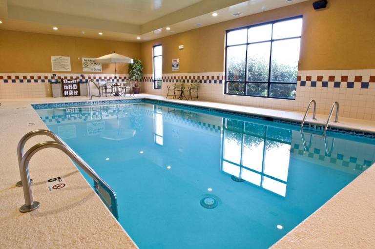 Hampton Inn & Suites Cincinnati-Union Centre — photo 3