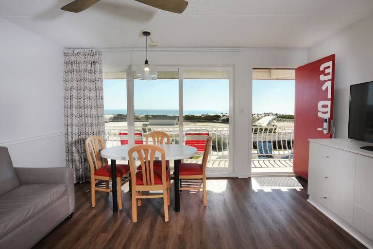 Motel  Wildwood