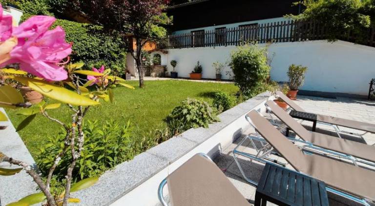 Rental apartment with pool, patio & yard | Pets are welcome — photo 5
