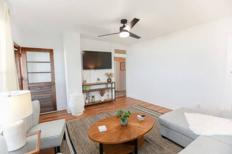 Sojourn Waterfront Beach Oasis — photo 4