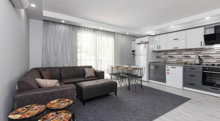 Rental apartment | Near Hadrian's Gate | Pets are welcome in Antalya