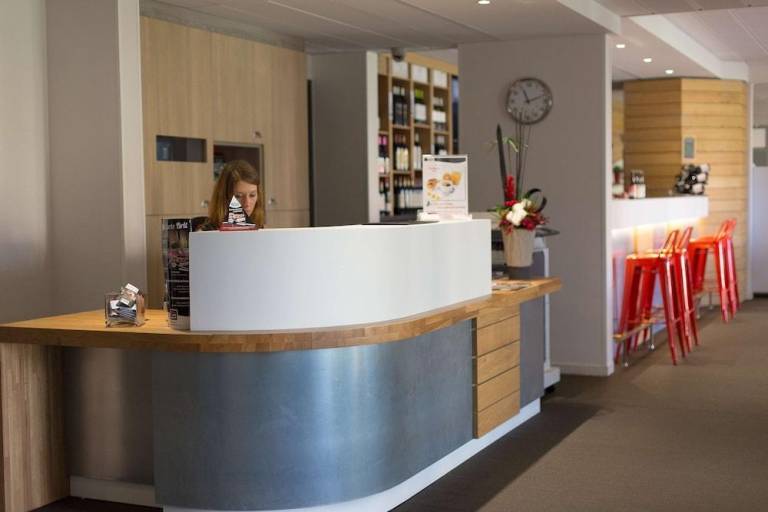 Brit Hotel Toulouse Colomiers – L’Esplanade — photo 3