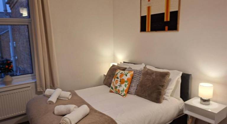 House with 2 rooms for 7 persons in Leicester