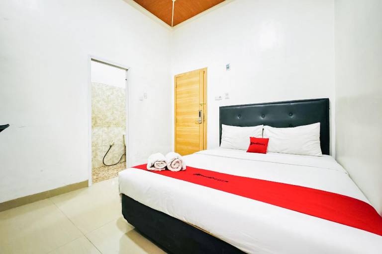 RedDoorz Jalan Basuki Rahmat Palembang