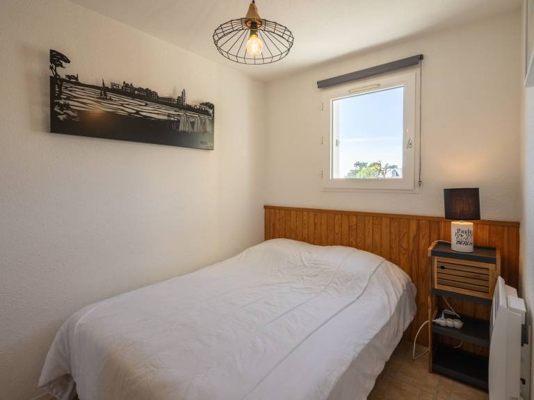 Holiday apartment with 1 room for 4 persons — photo 4