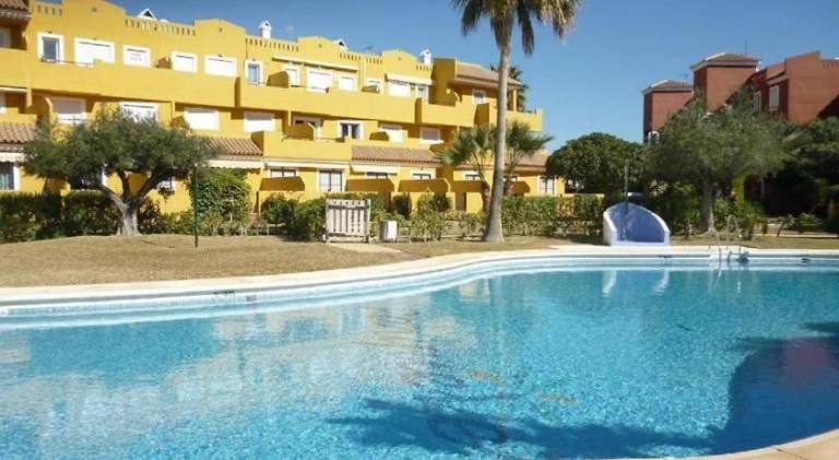 Rental apartment with pool | Close to the beach | Pets allowed in Playas