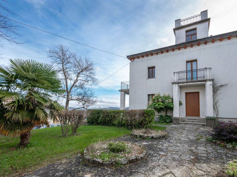 Casa Monesiglio