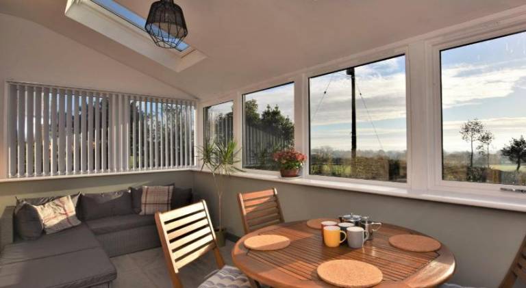 House with 2 rooms for 4 persons — photo 3