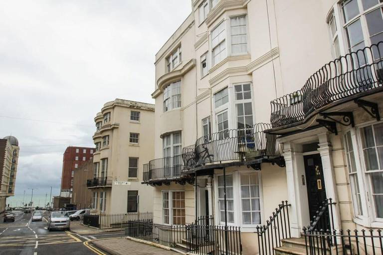 Vacation home | Next to British Airways i360 | Suitable for remote work — photo 4
