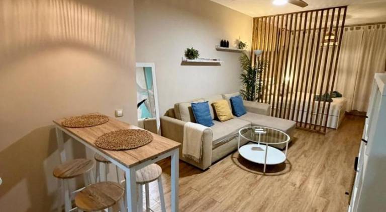 Apartment with jacuzzi | Good for workation — photo 4