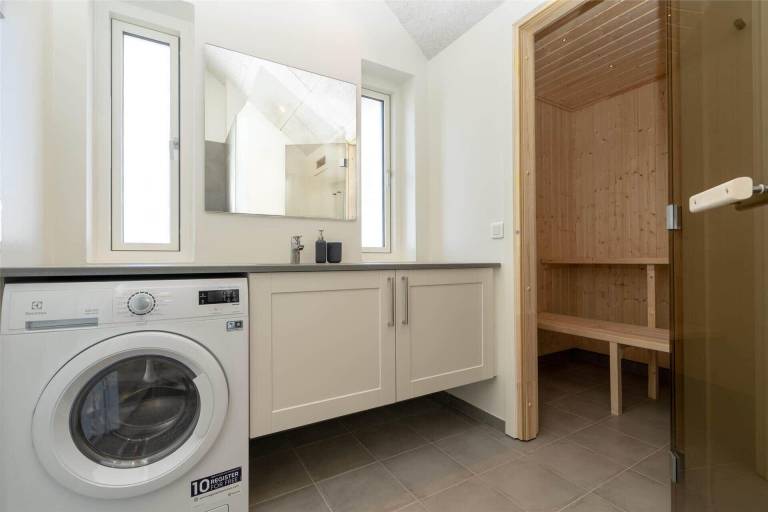 Rental apartment with BBQ, sauna & terrace — photo 4