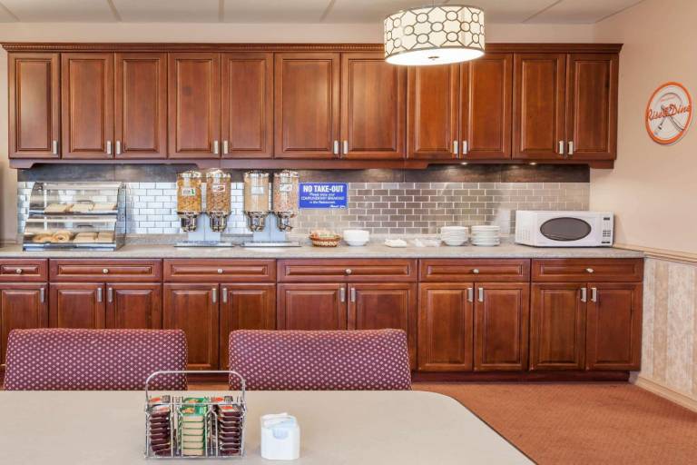 Thriftlodge by Wyndham Moncton — photo 4