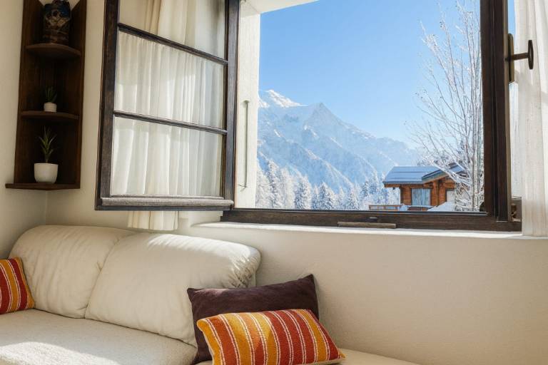 Apartment with barbeque, garden & patio in Chamonix-Mont-Blanc