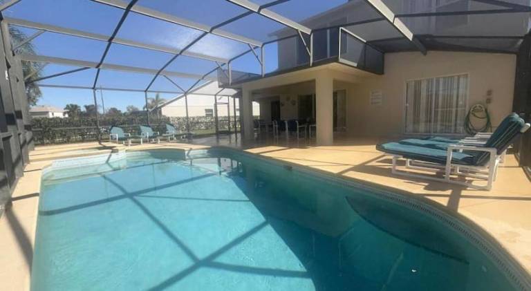 Vacation home with pool & jacuzzi | Dogs allowed — photo 3