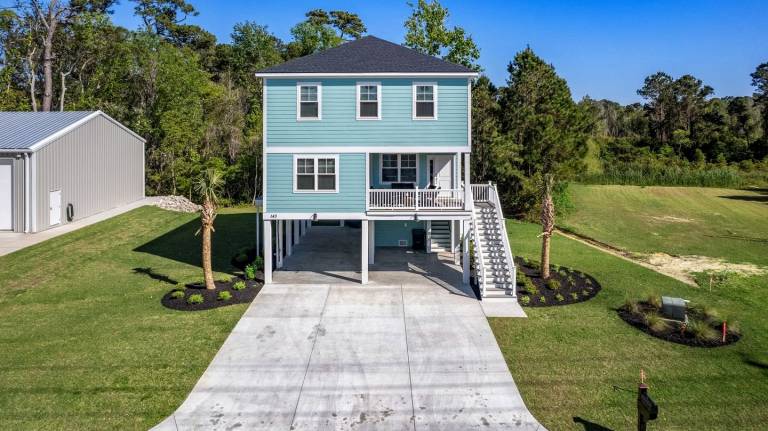 Accommodation Litchfield Beach