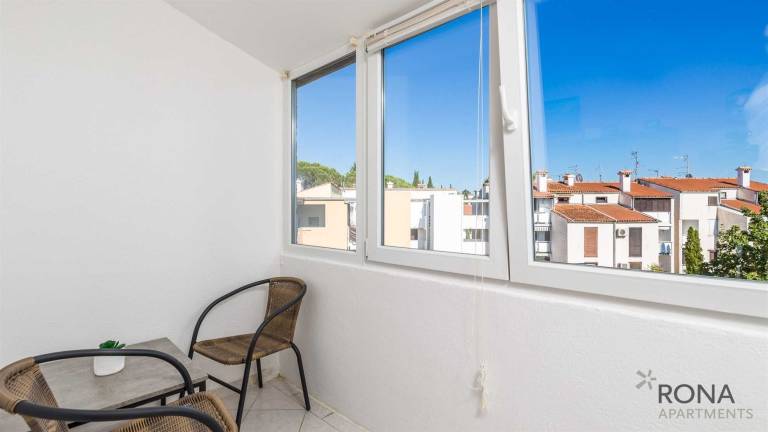 Apartment with 1 room for 4 persons — photo 4