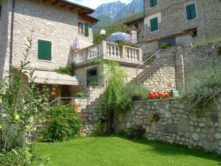 Ferienwohnung mit Hund in Brenzone sul Garda f&uuml;r max. 4 Personen