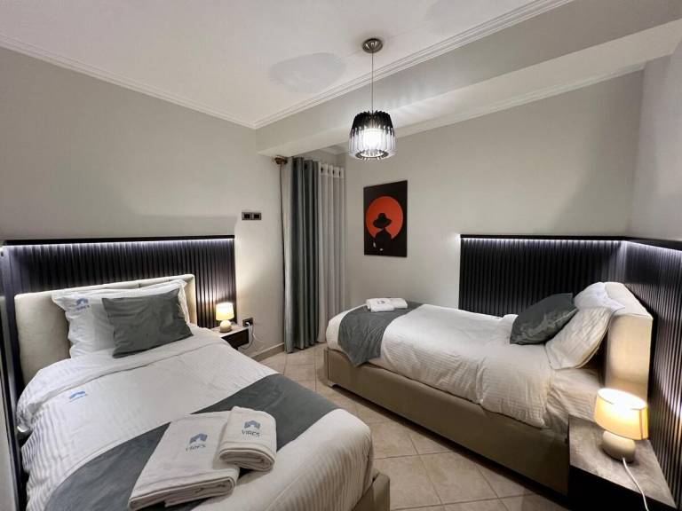 Spacious City Paradise in the Heart of Tirana 3BR — photo 2