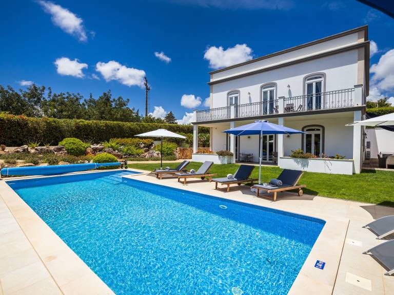 Ferienhaus in Paderne f&uuml;r max. 10 Personen am Atlantik