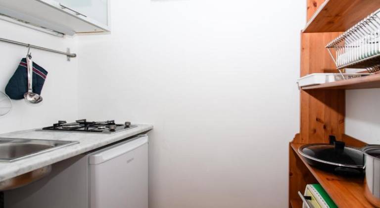 House | Pets allowed — photo 4