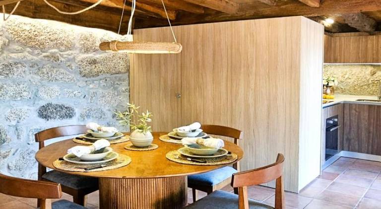 Villa with garden, private pool & barbeque | Perfect for remote work | Pet-friendly — photo 4