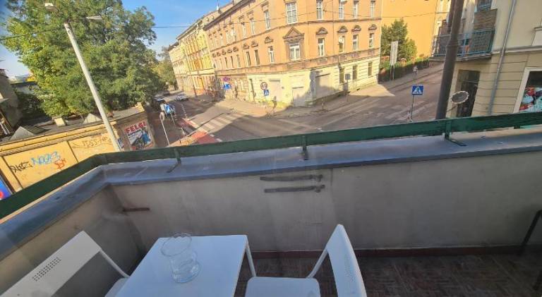 Holiday apartment with patio — photo 4