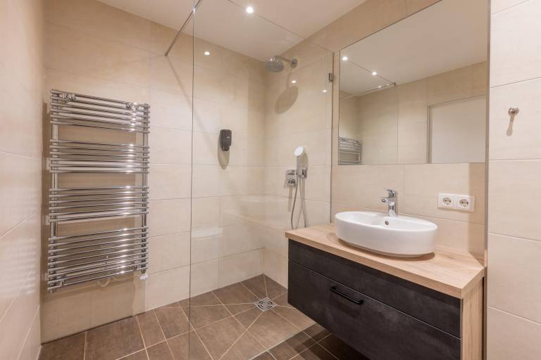 Family-oriented rental apartment with BBQ & terrace | Pet-friendly — photo 2