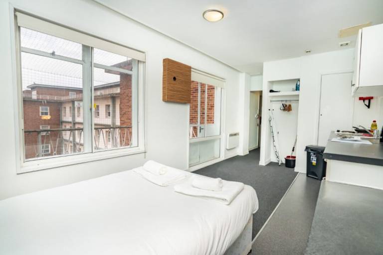 Studio flat Coventry