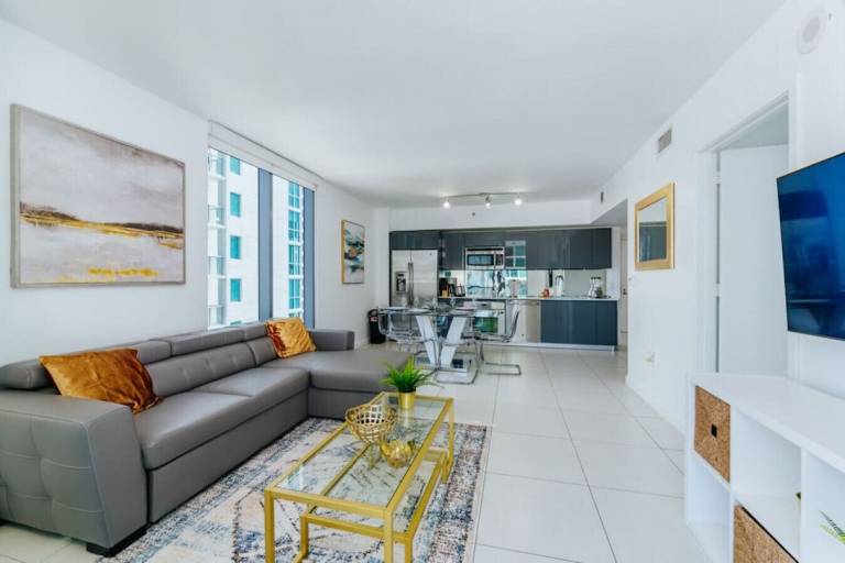 Condo Coconut Grove