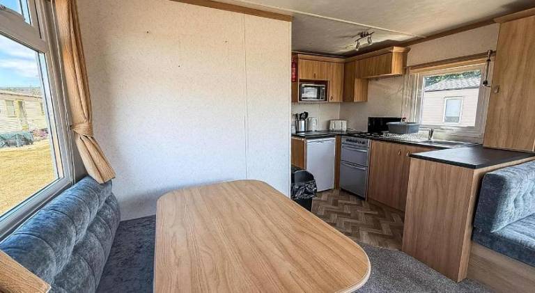Homely Dog-Friendly Caravan At Valley Farm In Essex, Ref 46633V — photo 5