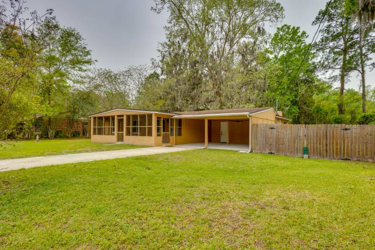 Spacious & Pet-Friendly Yard! Jacksonville Home in Jacksonville, FL
